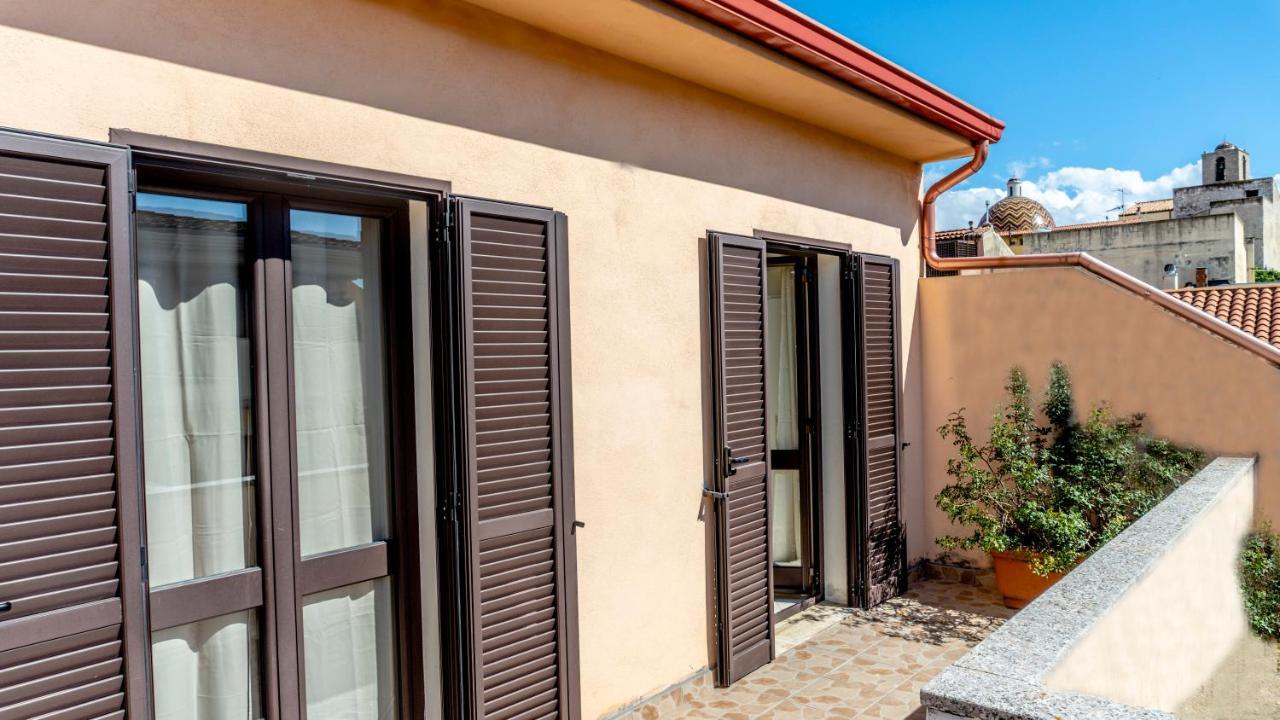 Sa Domu Downtown - Pms Casevacanze Olbia Exterior photo
